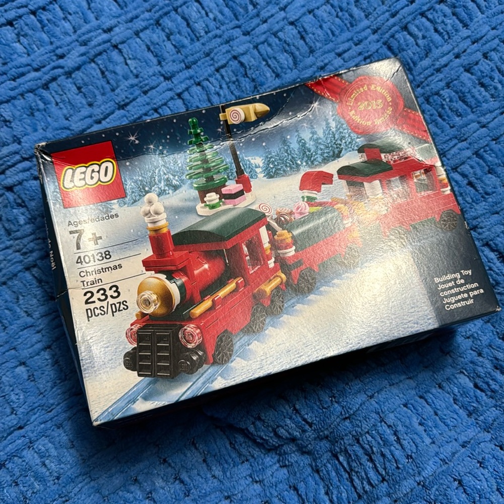 LEGO. Limited Edition Christmas Train NIB